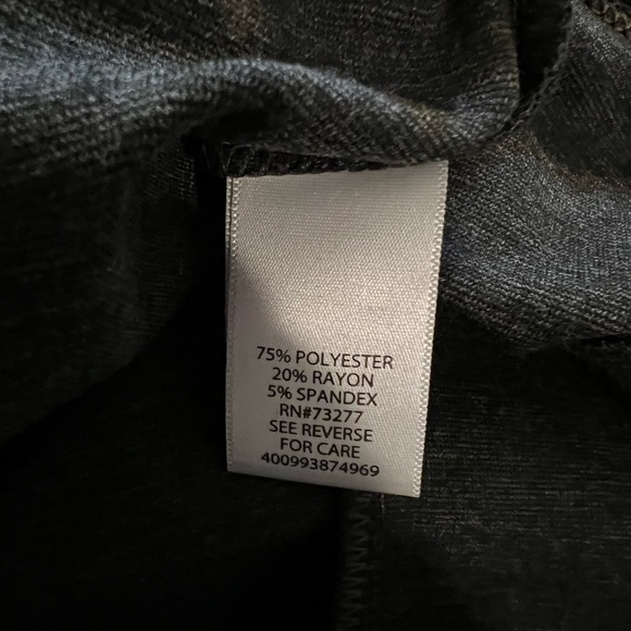 Simply Vera Vera Wang ponte pants. XL - Picture 5 of 5